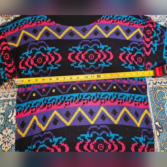 Vintage 80s Sweater Black Abstract - Picture 7 of 9